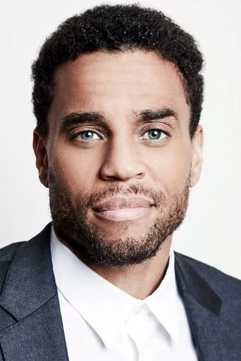 Chân dung Michael Ealy