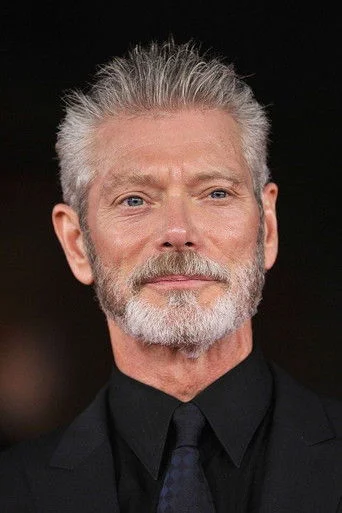 Chân dung Stephen Lang