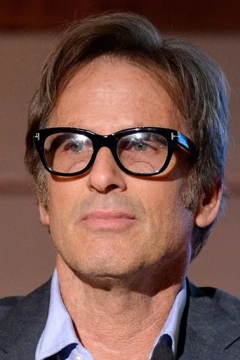 Chân dung Hart Bochner