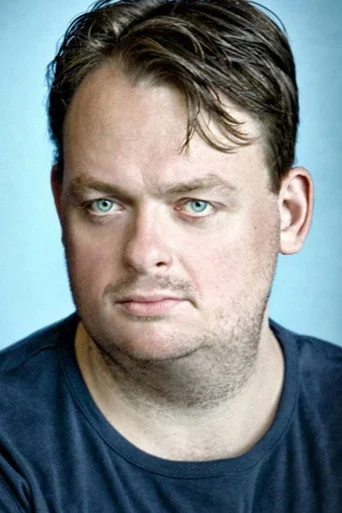Chân dung Sascha Nathan