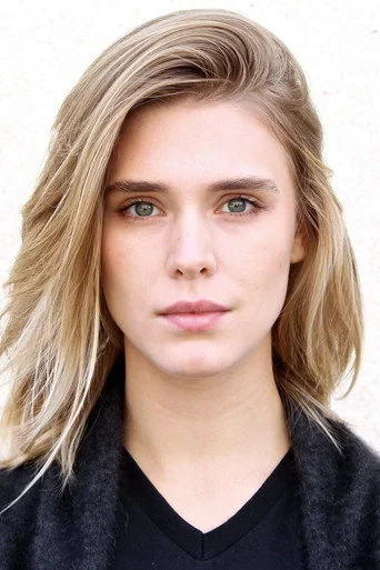 Chân dung Gaia Weiss