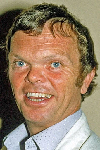 Chân dung Jack Purvis