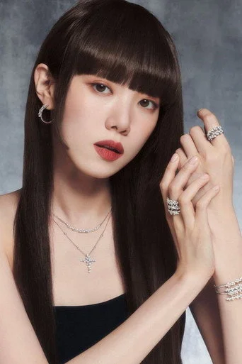 Chân dung Lee Sung-kyung