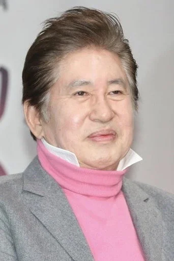 Chân dung Kim Yong Geon