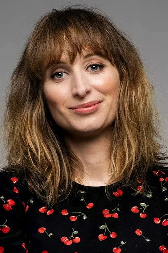 Chân dung Isy Suttie