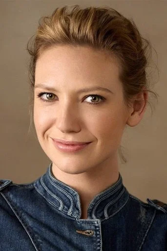 Chân dung Anna Torv