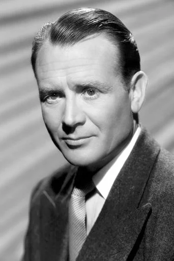 Chân dung John Mills