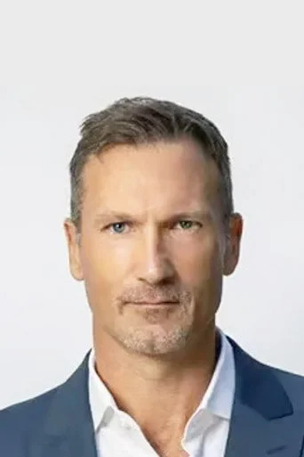 Chân dung Christopher Dyson