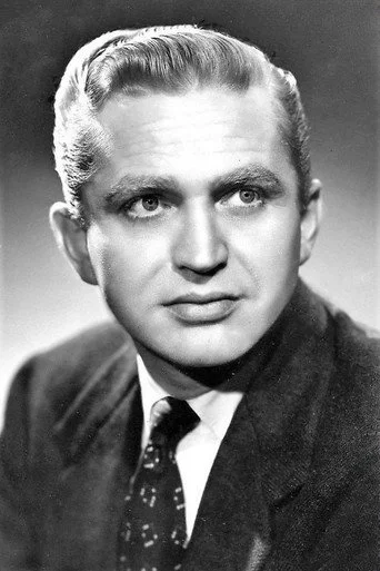 Chân dung Karl Swenson