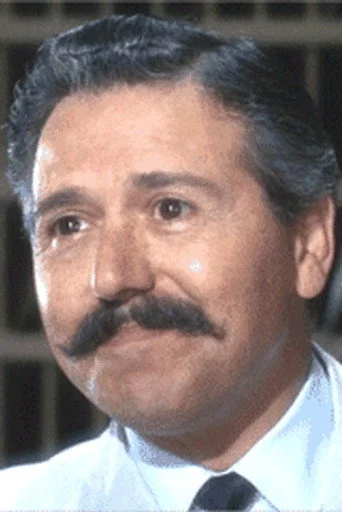 Chân dung Paul Micale