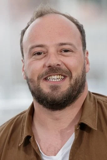 Chân dung Alban Ivanov