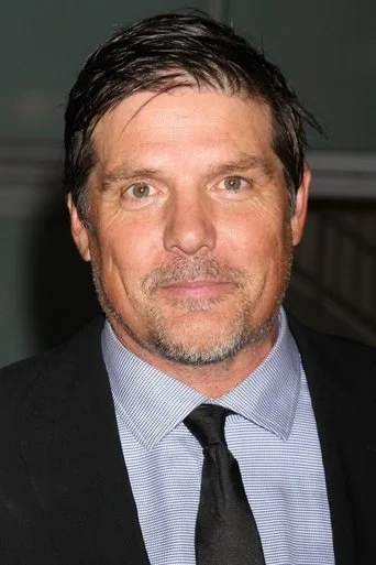 Chân dung Paul Johansson