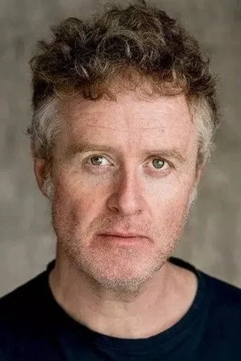 Chân dung Damien Kearney