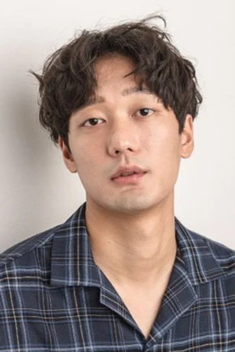 Chân dung Moon Soo-young