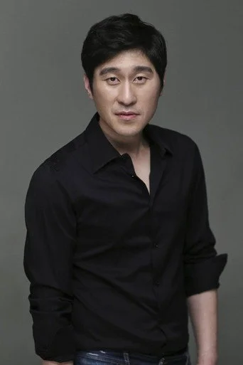 Chân dung Lee San-ho