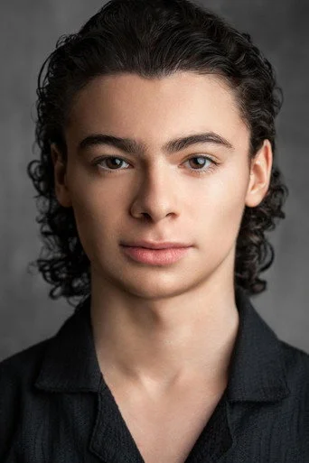 Chân dung Raphael Alejandro