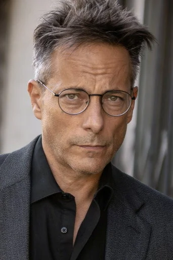 Chân dung Allan Steele