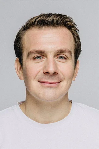 Chân dung Anton Vasilyev