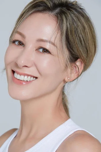 Chân dung Amy Aleha