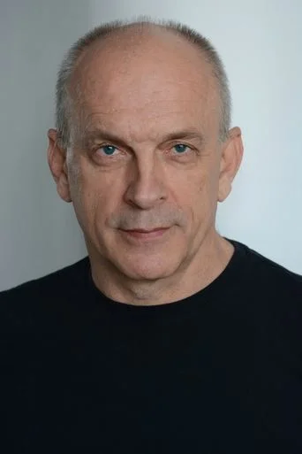 Chân dung Tomas Arana