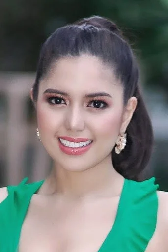 Chân dung Isabelle De Leon