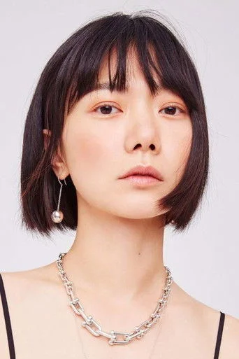 Chân dung Bae Doona