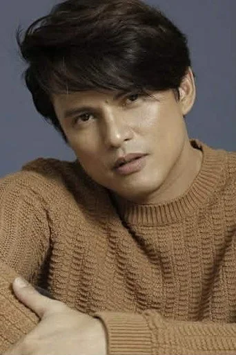 Chân dung Zoren Legaspi