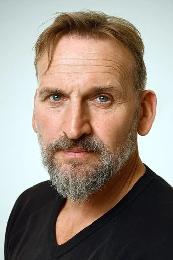 Chân dung Christopher Eccleston