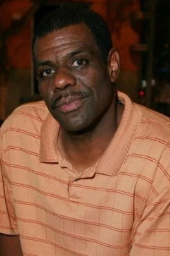 Chân dung Kevin Benton
