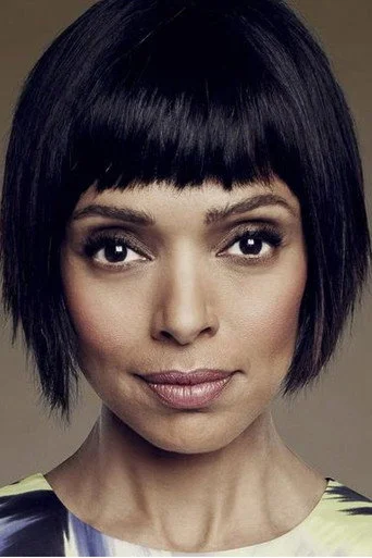 Chân dung Tamara Taylor