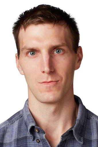 Chân dung Alex Breaux
