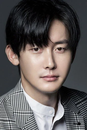 Chân dung Kim Jun-han
