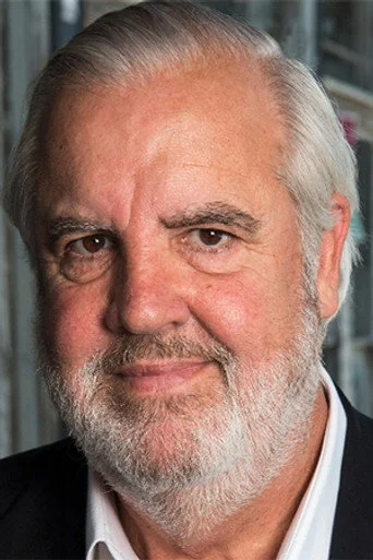 Chân dung Bill Luckett