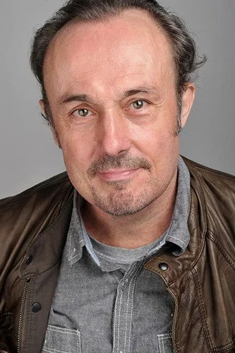 Chân dung Jonathan Kydd