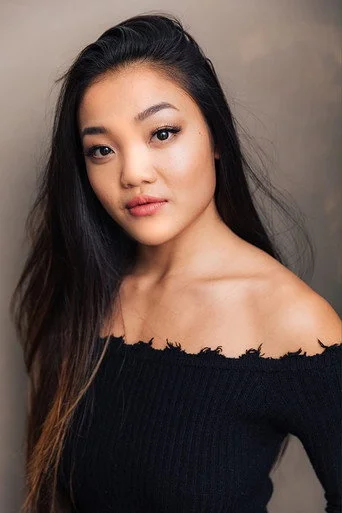 Chân dung Kylie Liya Page