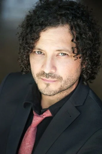 Chân dung Michael Ray Escamilla