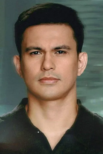 Chân dung Tom Rodriguez