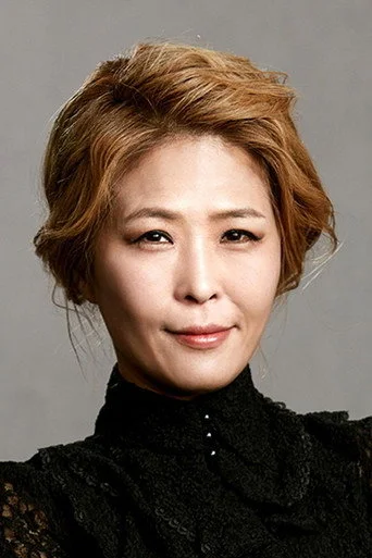 Chân dung Hwang Seok-jeong