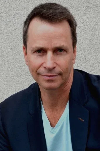 Chân dung Brad Blumenthal