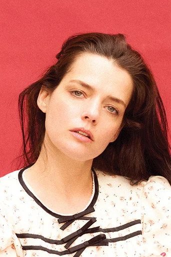 Chân dung Roxane Mesquida