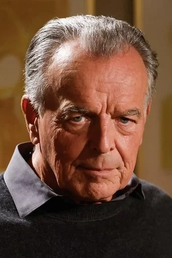 Chân dung Ray Wise