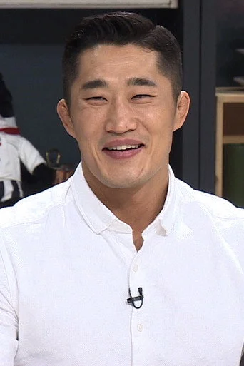 Chân dung Kim Dong-hyun