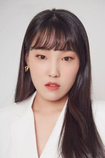 Chân dung Lee Eun-ji