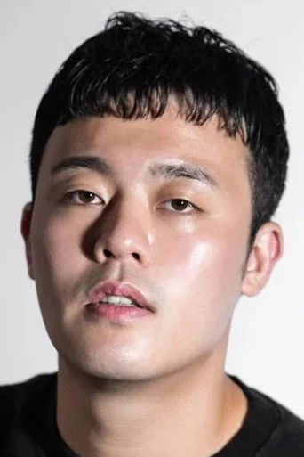 Chân dung Choi Sung-hyuk