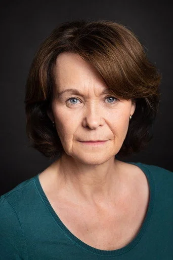 Chân dung Gillian Broderick