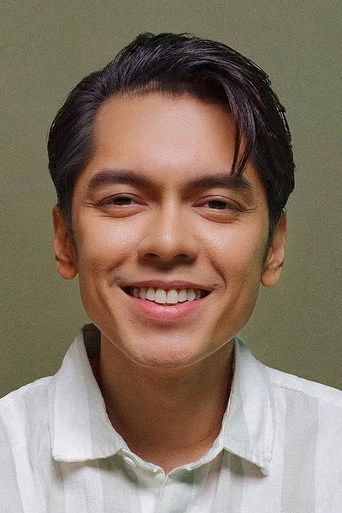 Chân dung Carlo Aquino