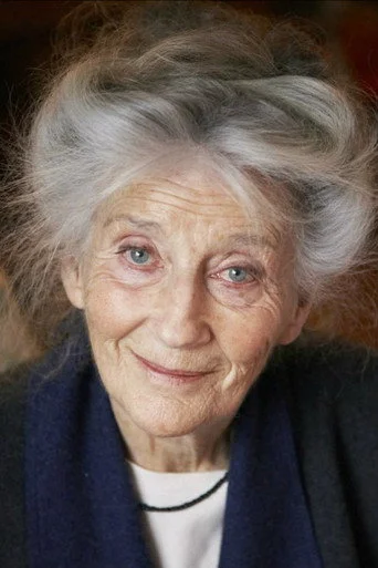 Chân dung Phyllida Law