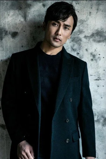 Chân dung Aaron Ly