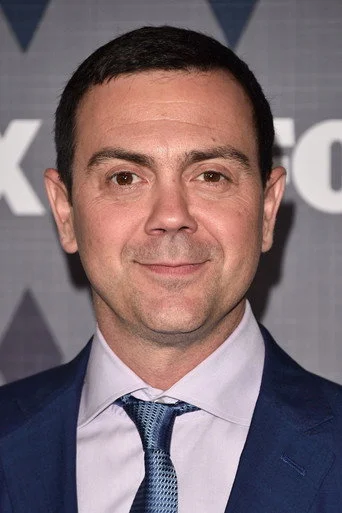 Chân dung Joe Lo Truglio