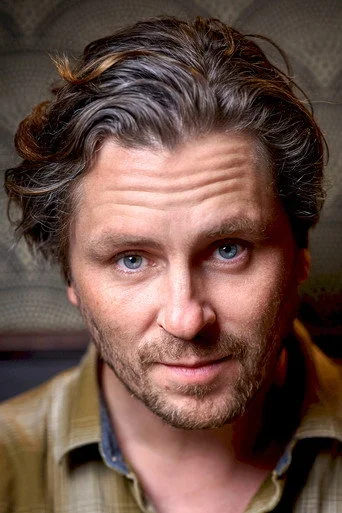 Chân dung Sverrir Gudnason